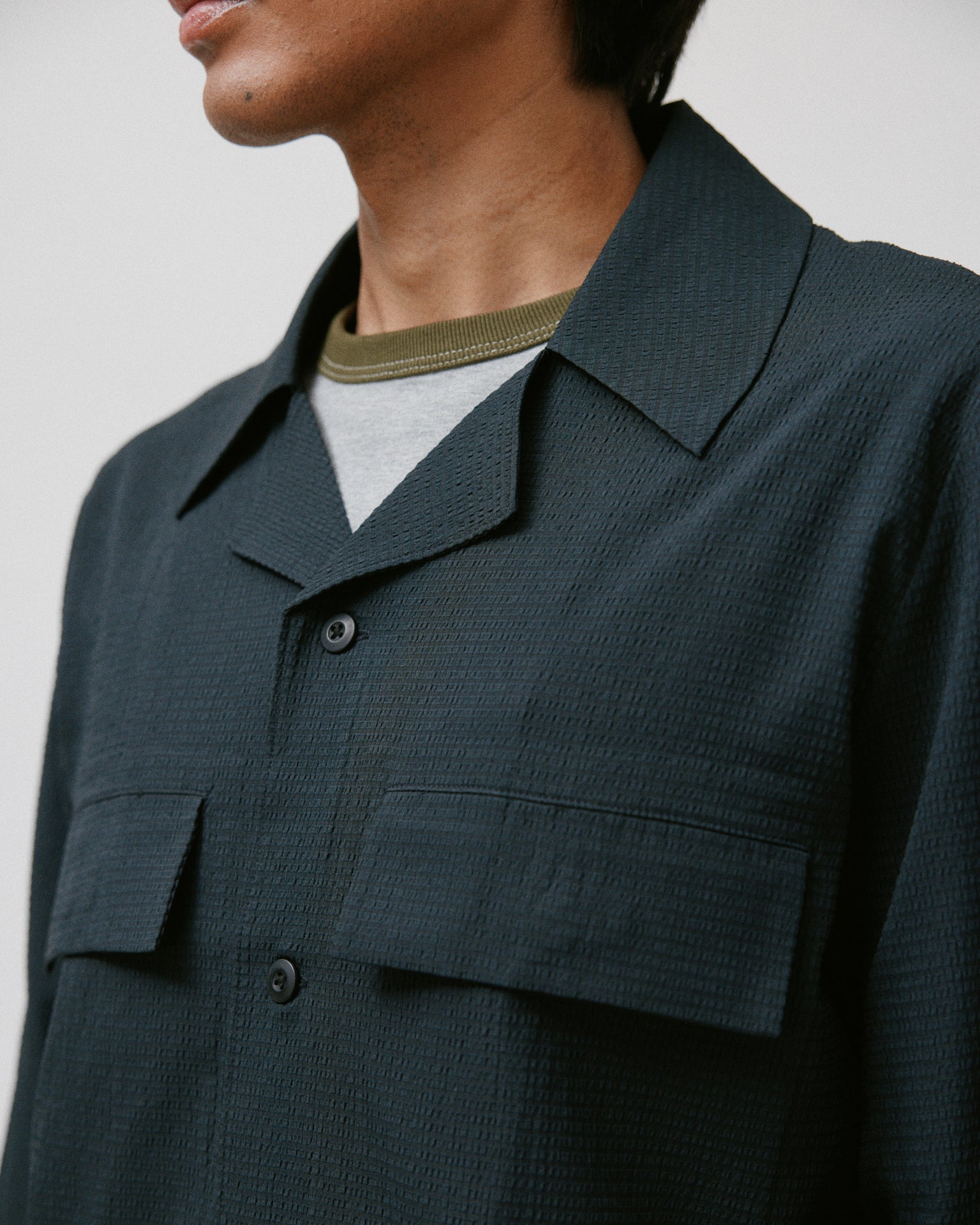 Wing Mesh Button Down Black
