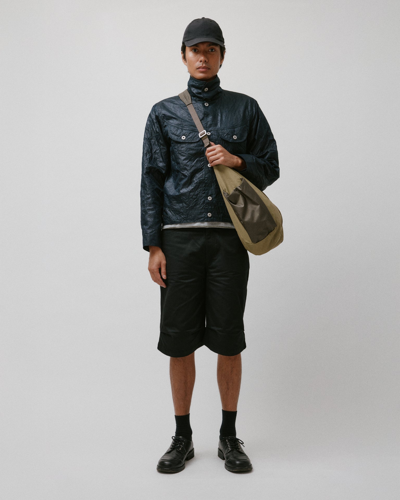 Loop Claw Short Twill Black