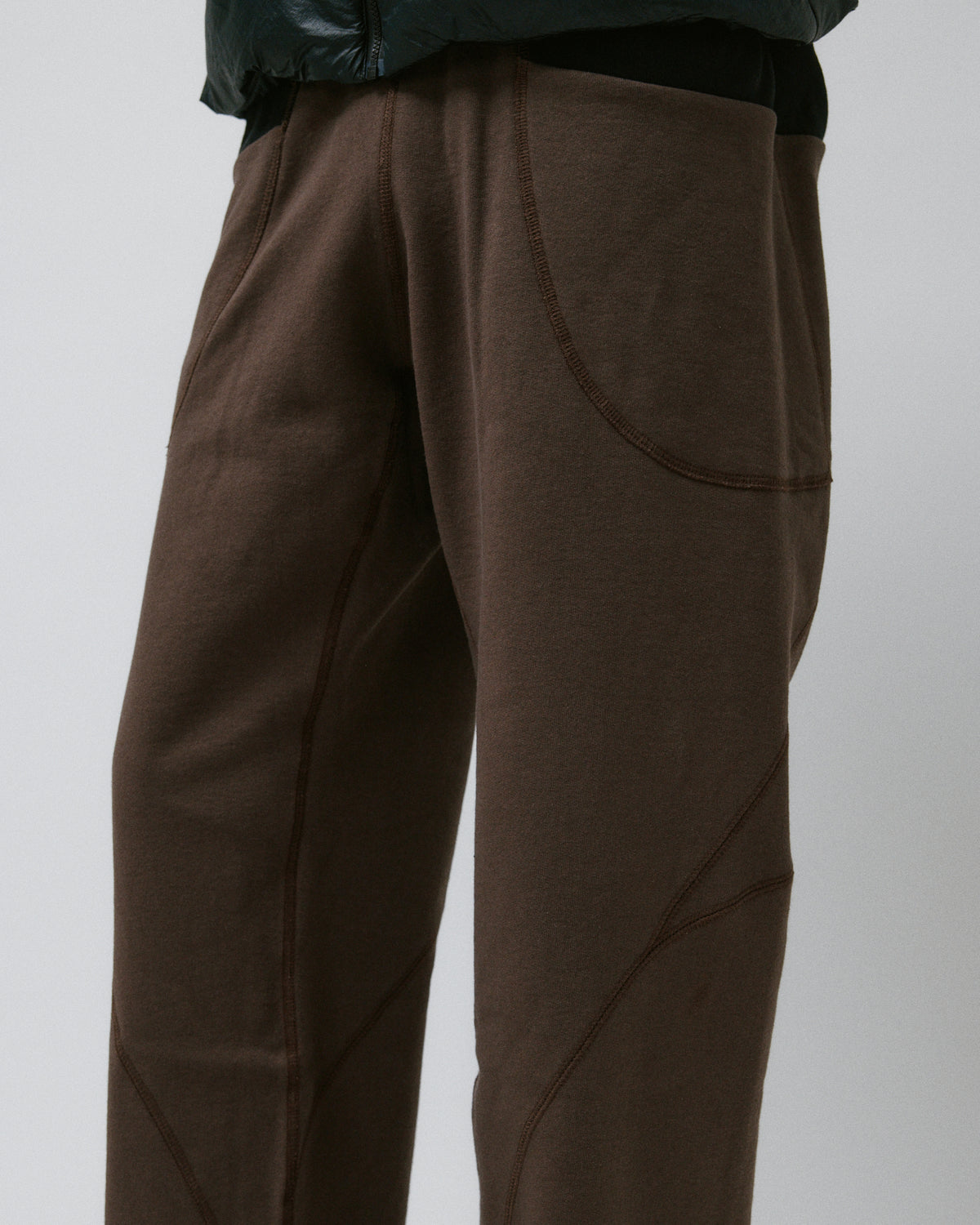 Divide Pant Brown