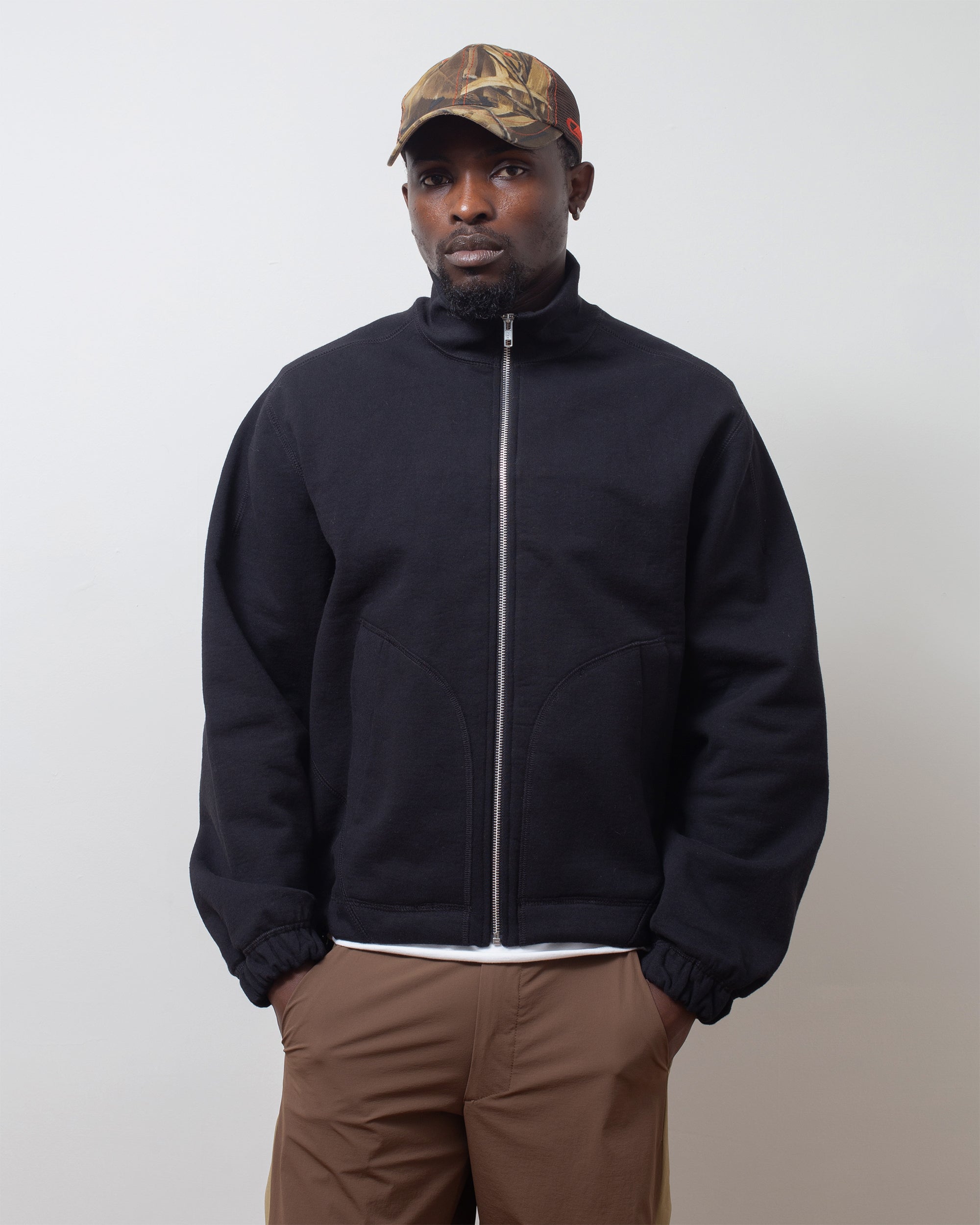 Knot Zip Sweater Black