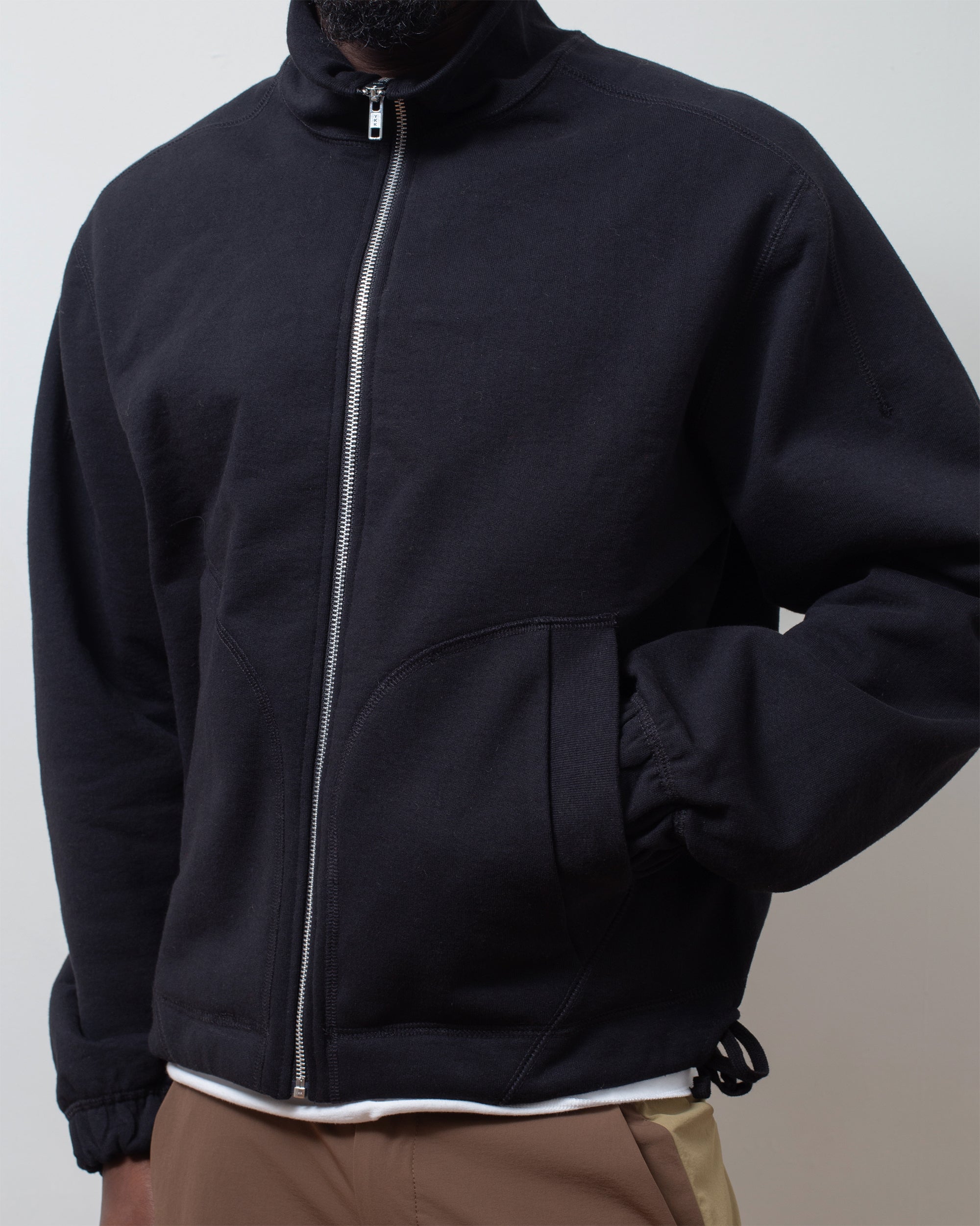 Knot Zip Sweater Black