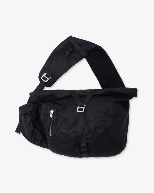 Bubble-Roll Wax Messenger Bag Black