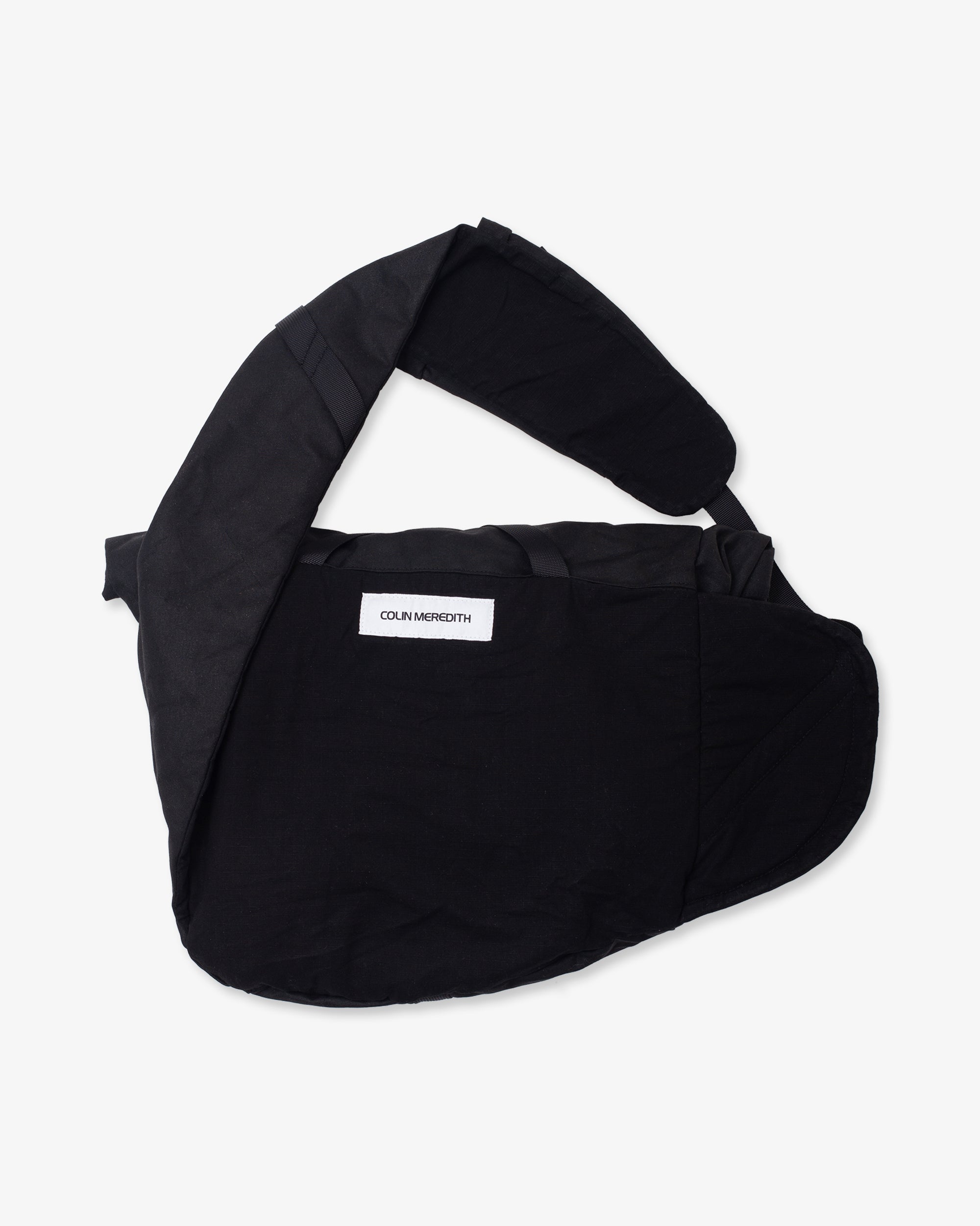 Bubble-Roll Wax Messenger Bag Black